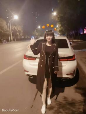 妙龄大胸骚货300起步 第2张