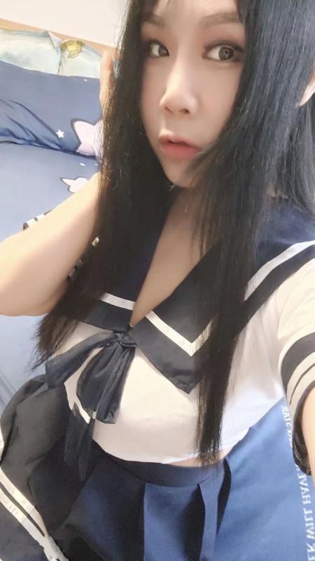 成都性感大胸妹 第3张